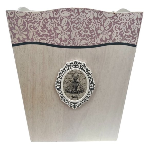 🌸4/$50🌸  Avanti "Juliet" Waste Basket - Picture 1 of 13